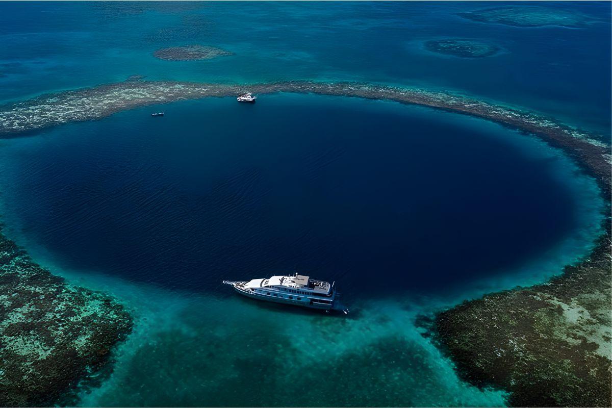 Sharm El-Sheikh Jeep Safari: Blue Hole, Salama Canyon & Dahab Adventure