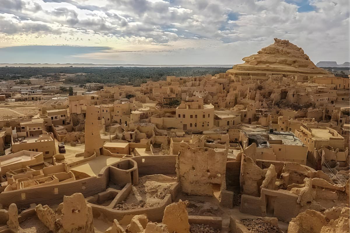 8-Day Cairo & Siwa Oasis Adventure: Pyramids, WWII History & Great Sand Sea