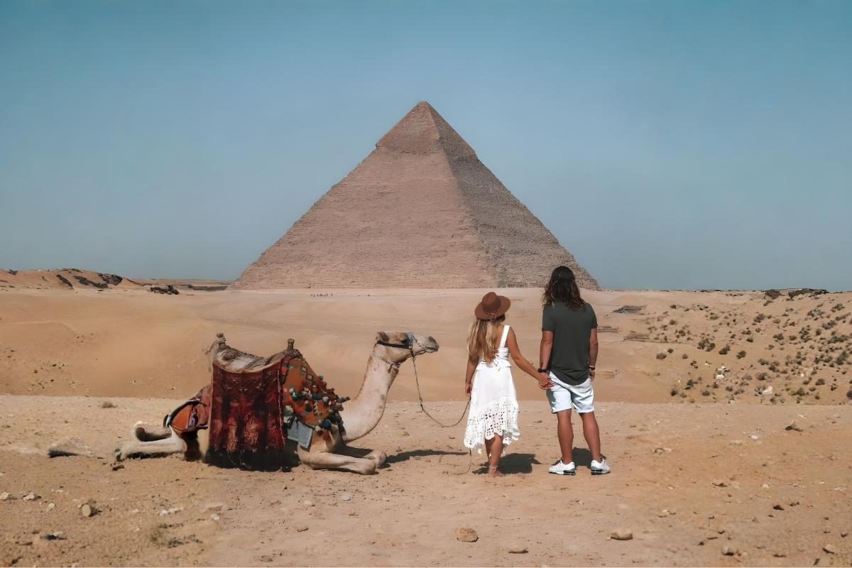 8-Days Egypt Honeymoon Tour: Cairo & Hurghada Getaway