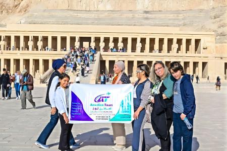 Private Luxor Day Trip from Hurghada: Valley of the Kings & Karnak Temple